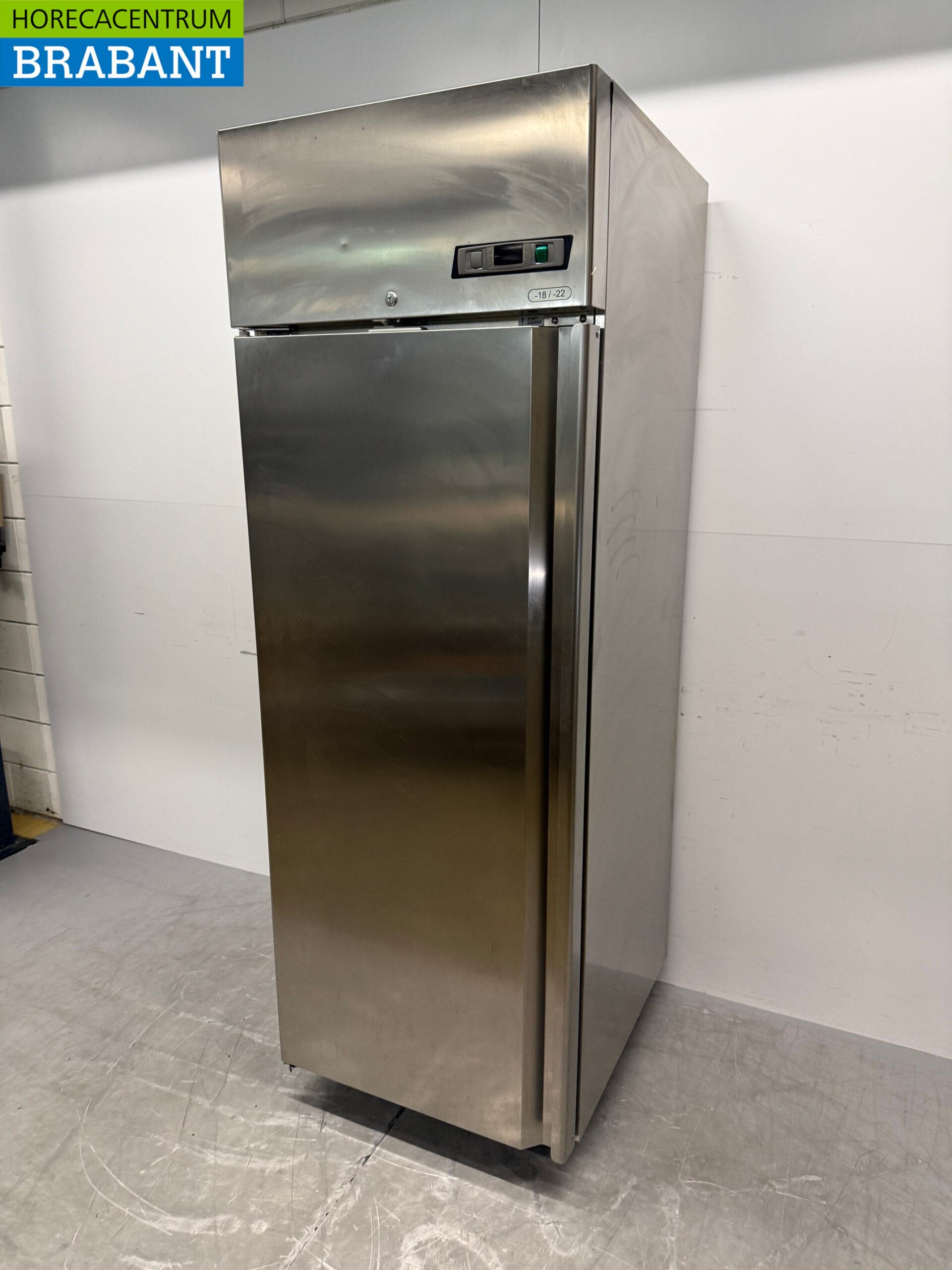 RVS Eurotec Verrijdbare Vriezer Vrieskast 600 liter 230V Horeca - Afbeelding 2
