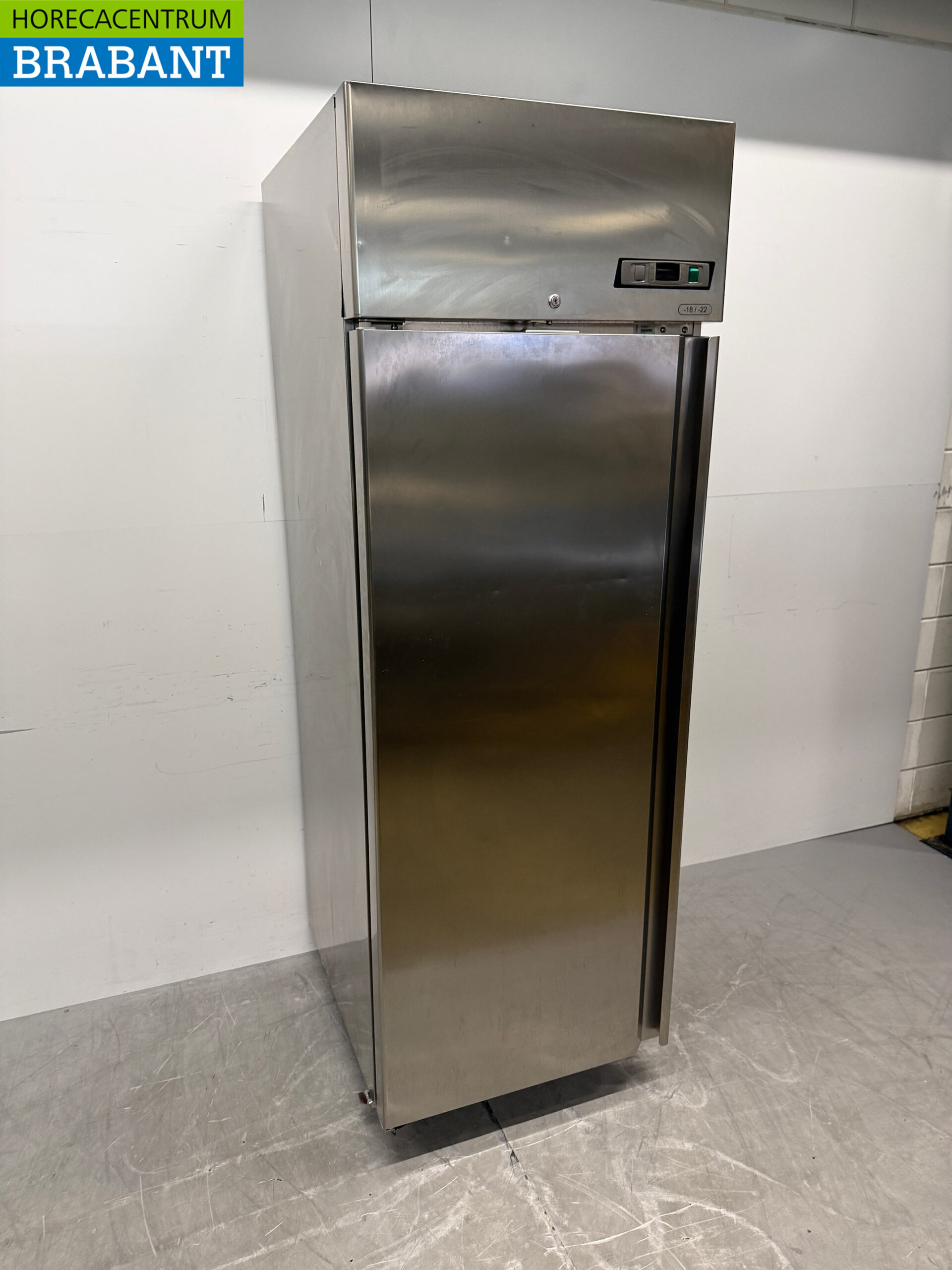 RVS Eurotec Verrijdbare Vriezer Vrieskast 600 liter 230V Horeca - Afbeelding 3