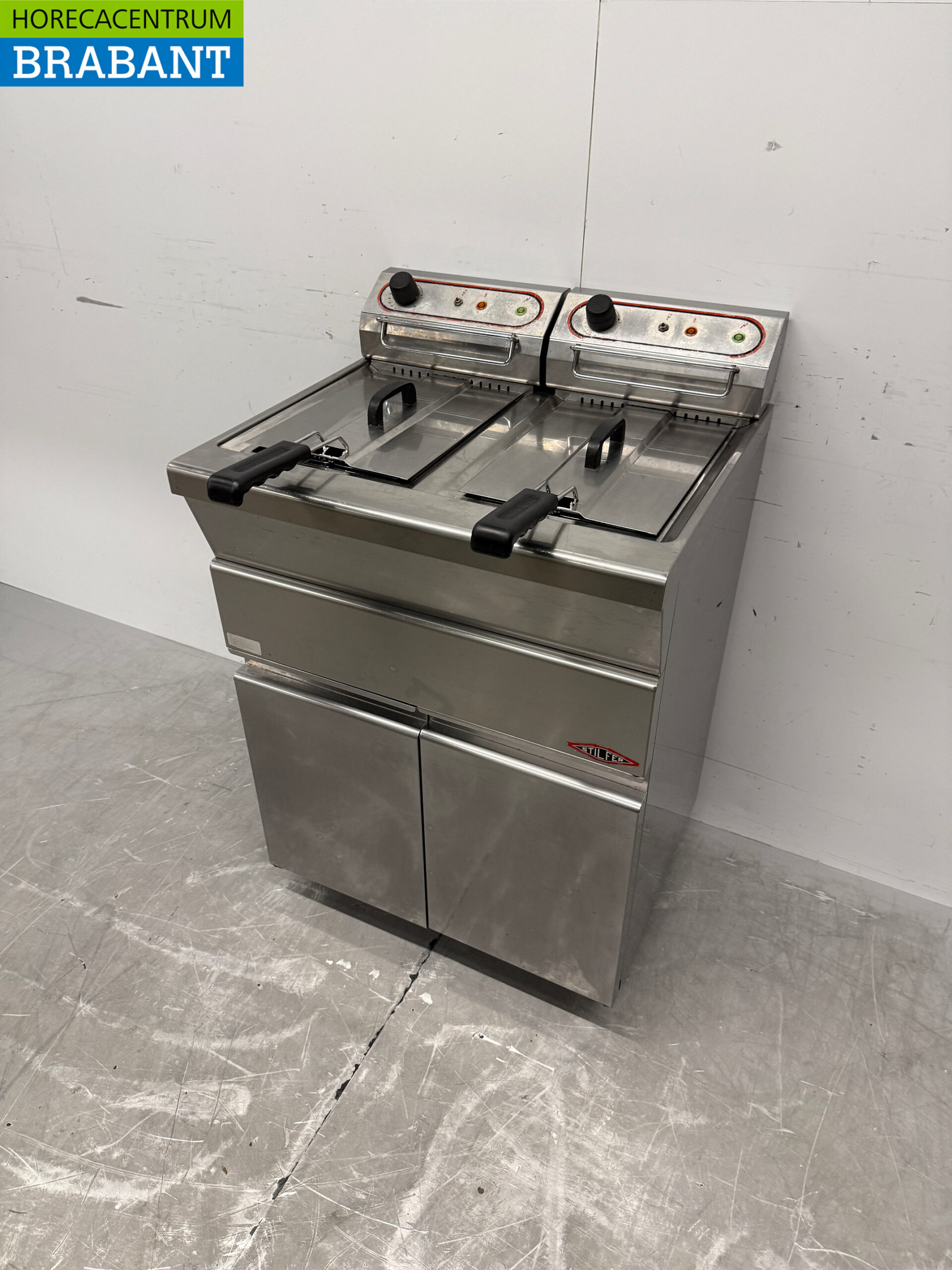 RVS Stilfer Dubbele Friteuse 2 x 9 liter 2 x 230V Horeca - Afbeelding 2