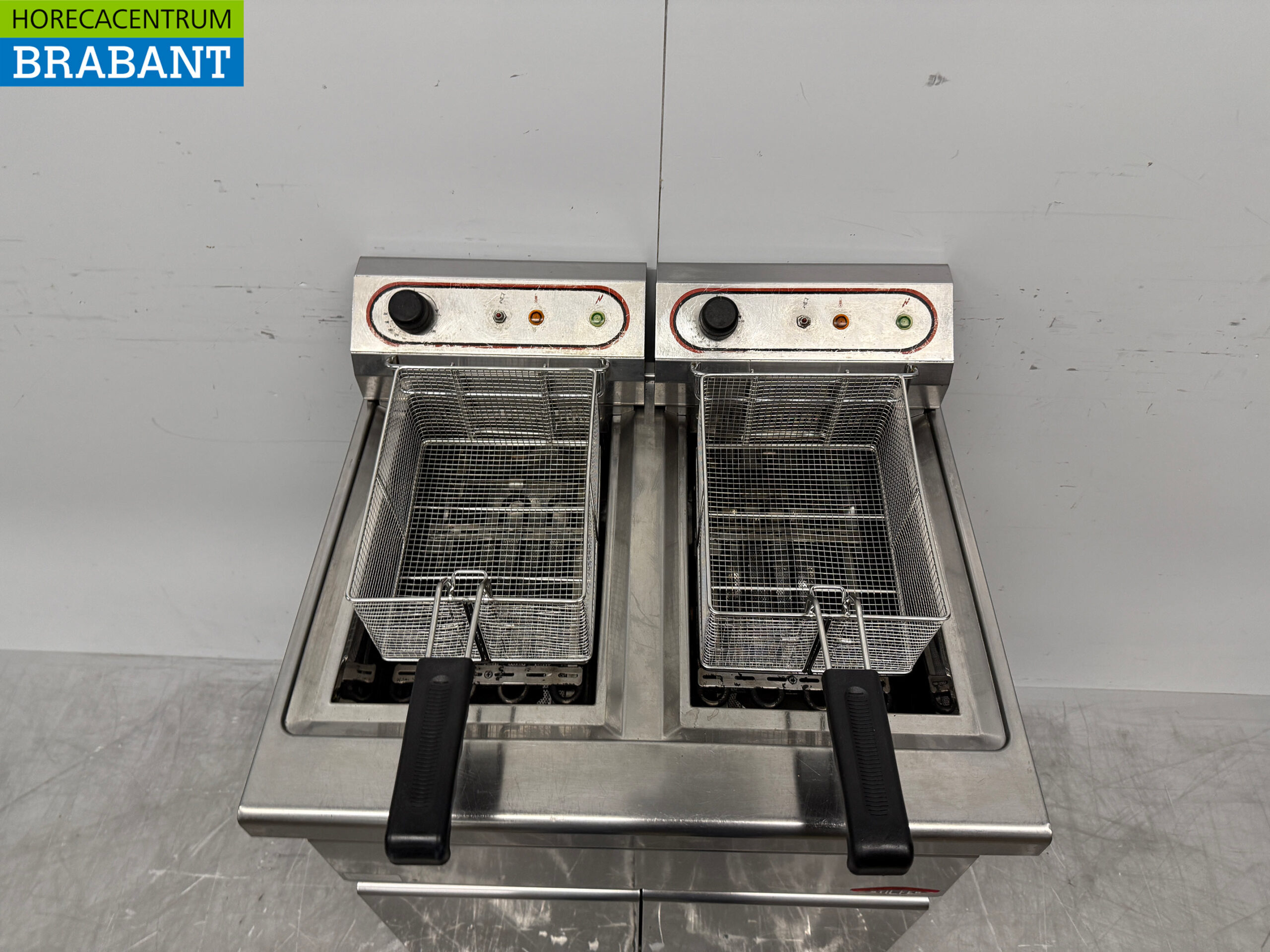 RVS Stilfer Dubbele Friteuse 2 x 9 liter 2 x 230V Horeca - Afbeelding 4