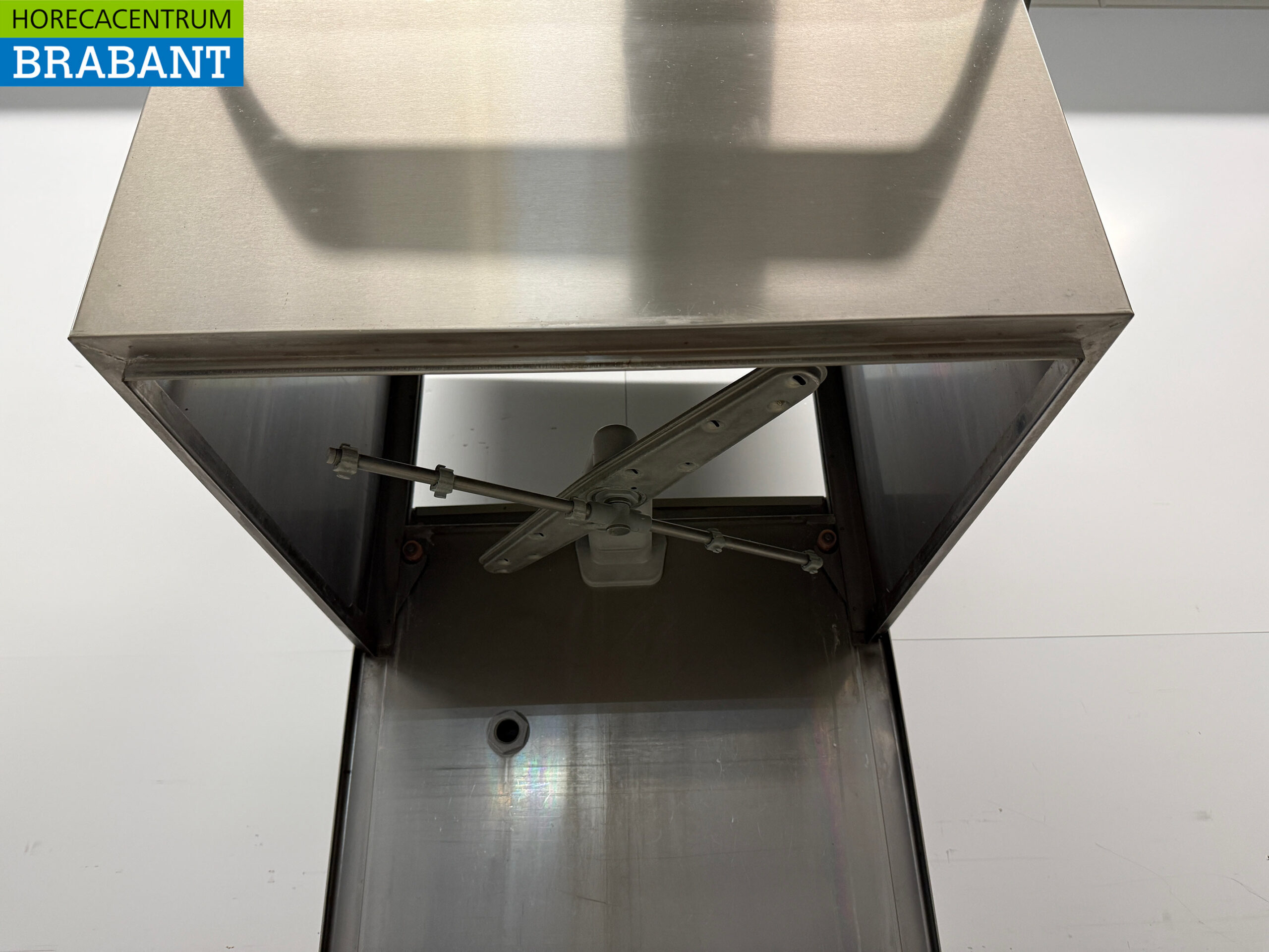 RVS MBM Doorschuifvaatwasser 400V Horeca - Afbeelding 5