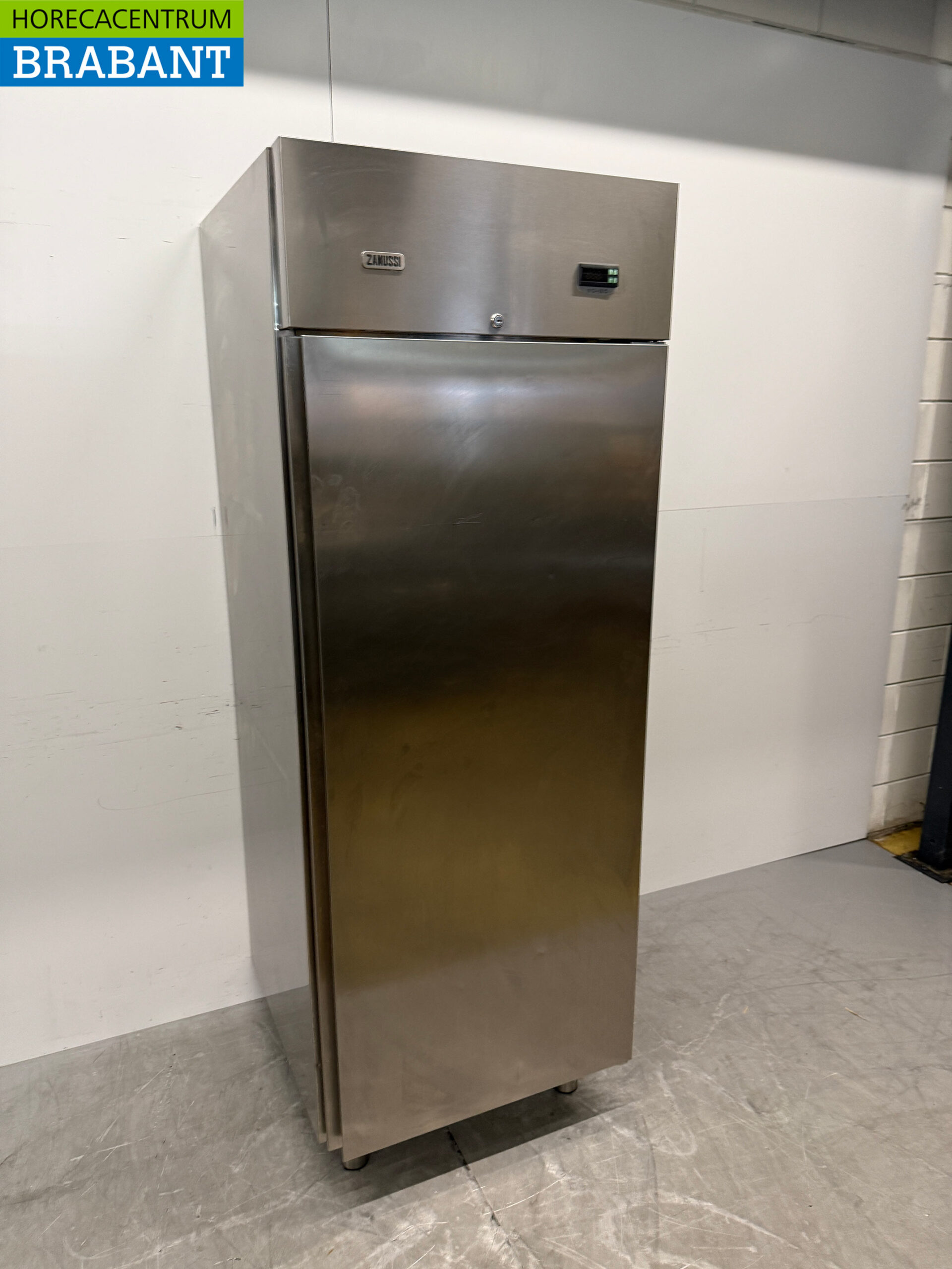 RVS Zanussi Koeling 640 liter 230V Horeca - Afbeelding 3