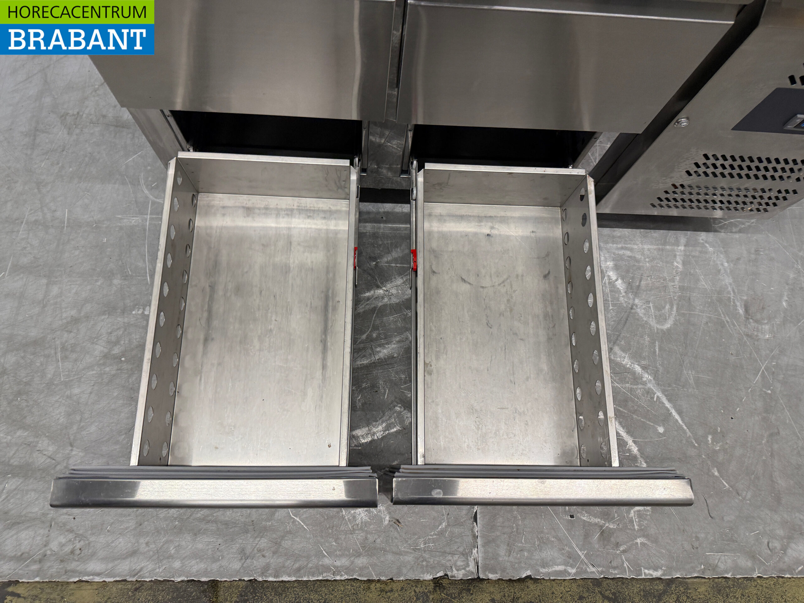 RVS Ecofrost Koelwerkbank 4 Laden 136 cm 230V Horeca - Afbeelding 4