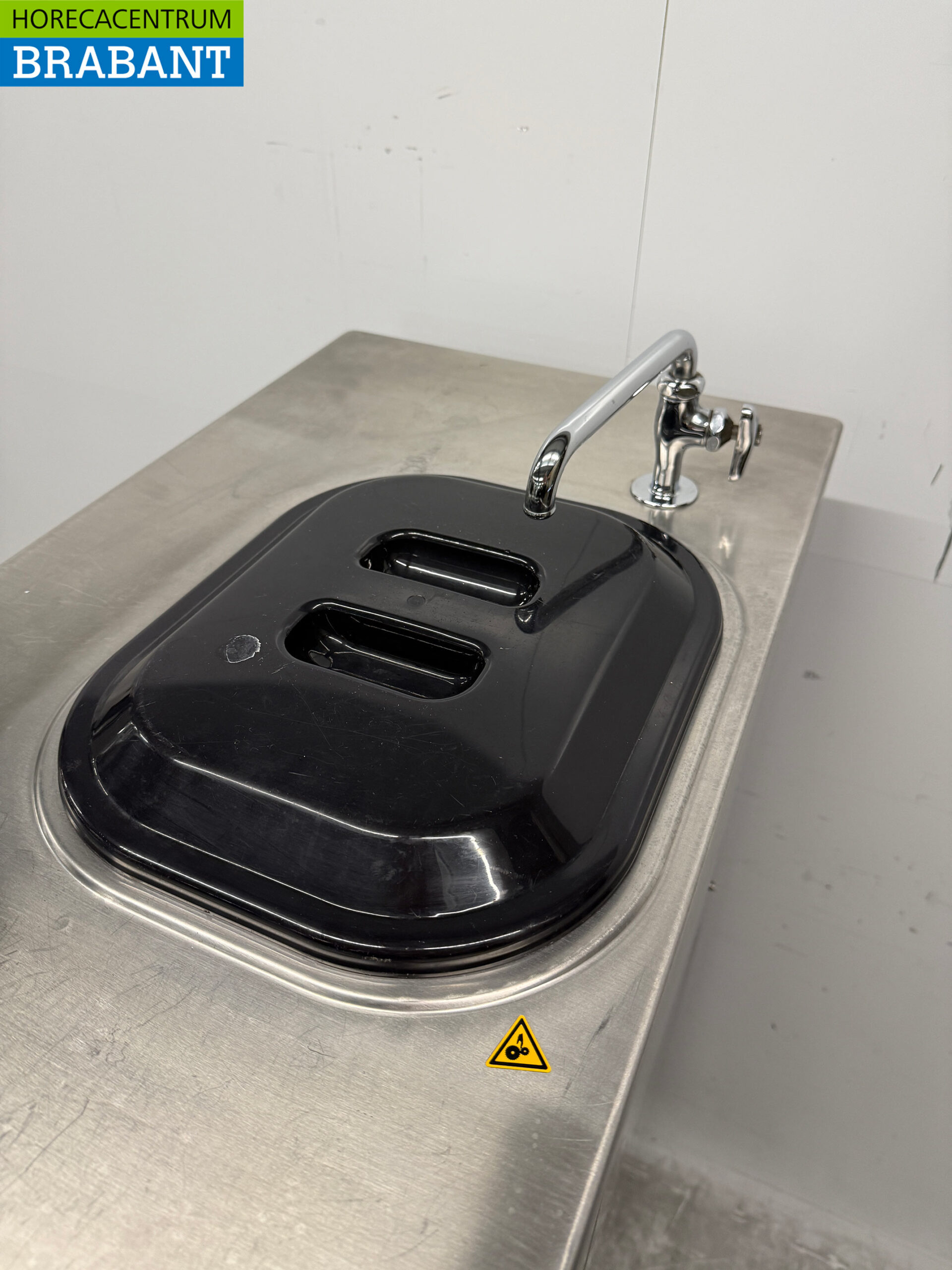 RVS Nissei NA3331 Softijsmachine met milkshakefunctie 400V Horeca - Afbeelding 11
