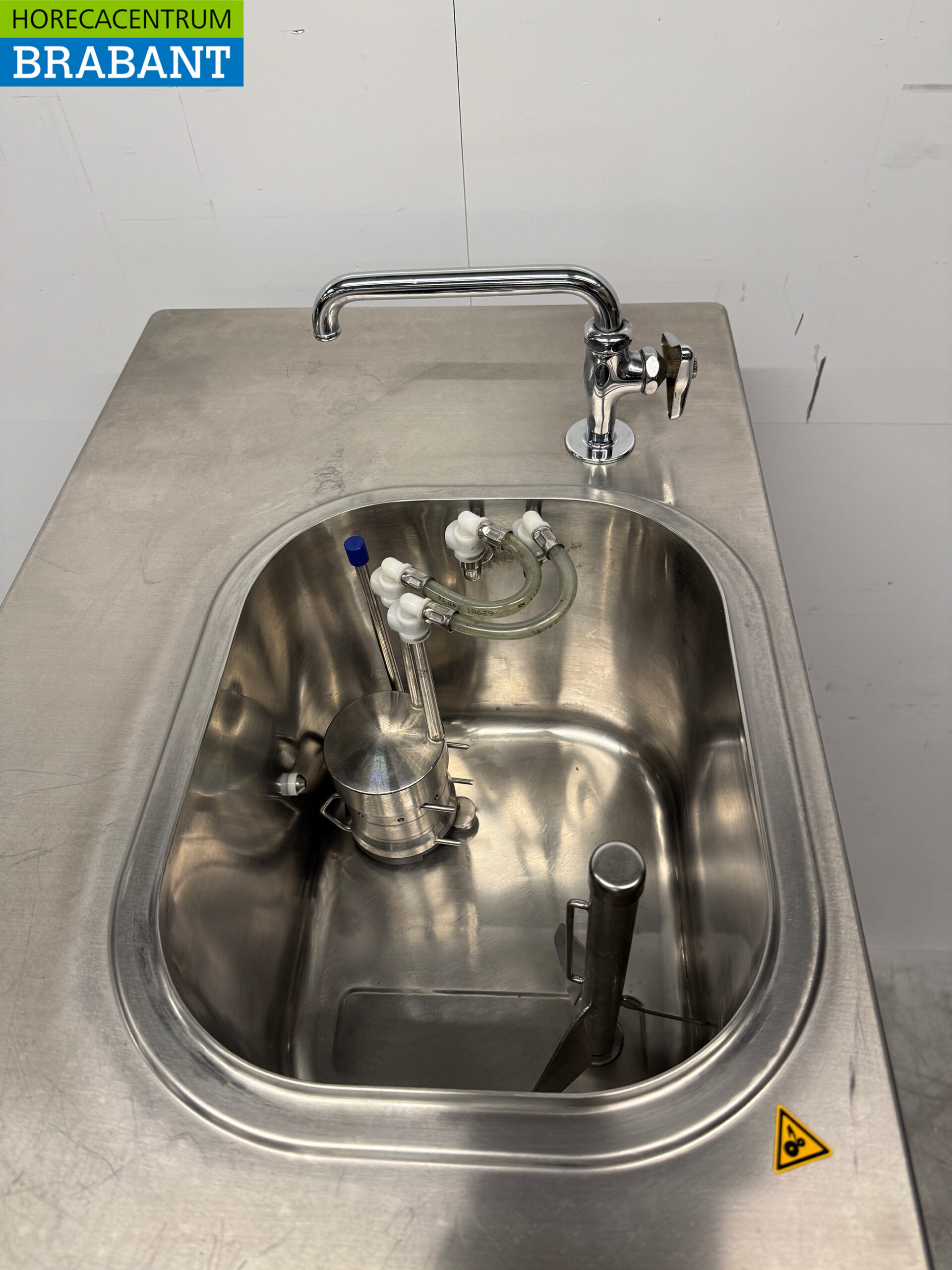 RVS Nissei NA3331 Softijsmachine met milkshakefunctie 400V Horeca - Afbeelding 12