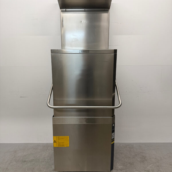 RVS Zanussi Doorschuifvaatwasser met Warmte Terugwinning en afvoerpomp 400V Horeca