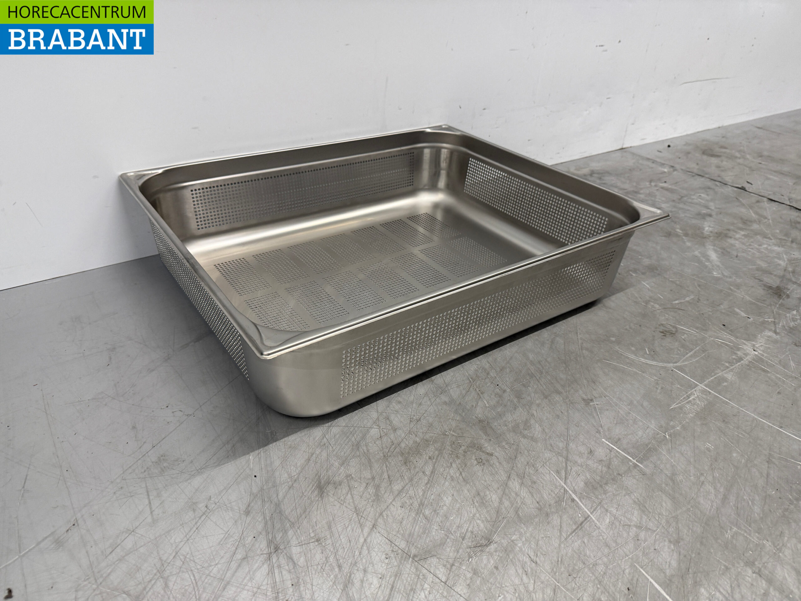 RVS Blanco 2/1 GN - Gastronorm Bak Geperforeerd 150 mm Horeca - Afbeelding 3