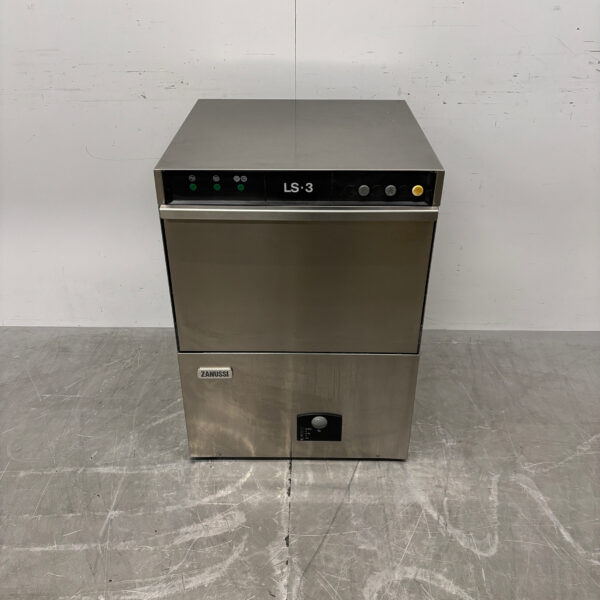 RVS Zanussi Vaatwasser met afvoerpomp 230V Horeca