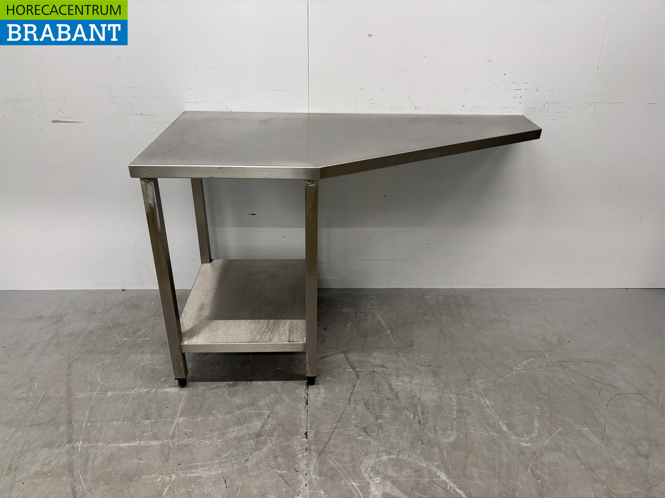 RVS Werktafel met opnderschap 139 x 70 x 86,5 cm Horeca