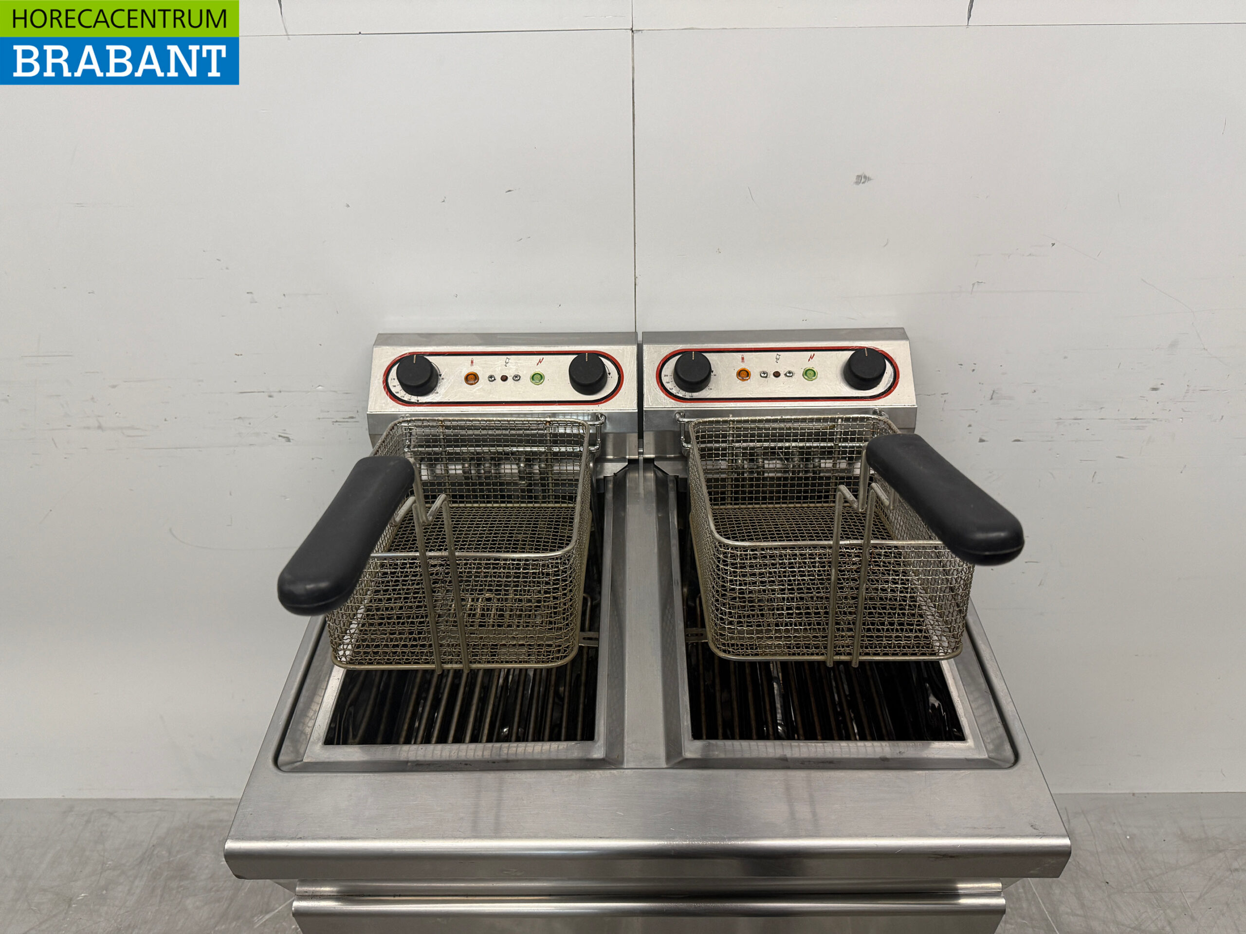 RVS Stilfer Dubbele Friteuse 2 x 12 liter 2 x 400V Horeca - Afbeelding 4