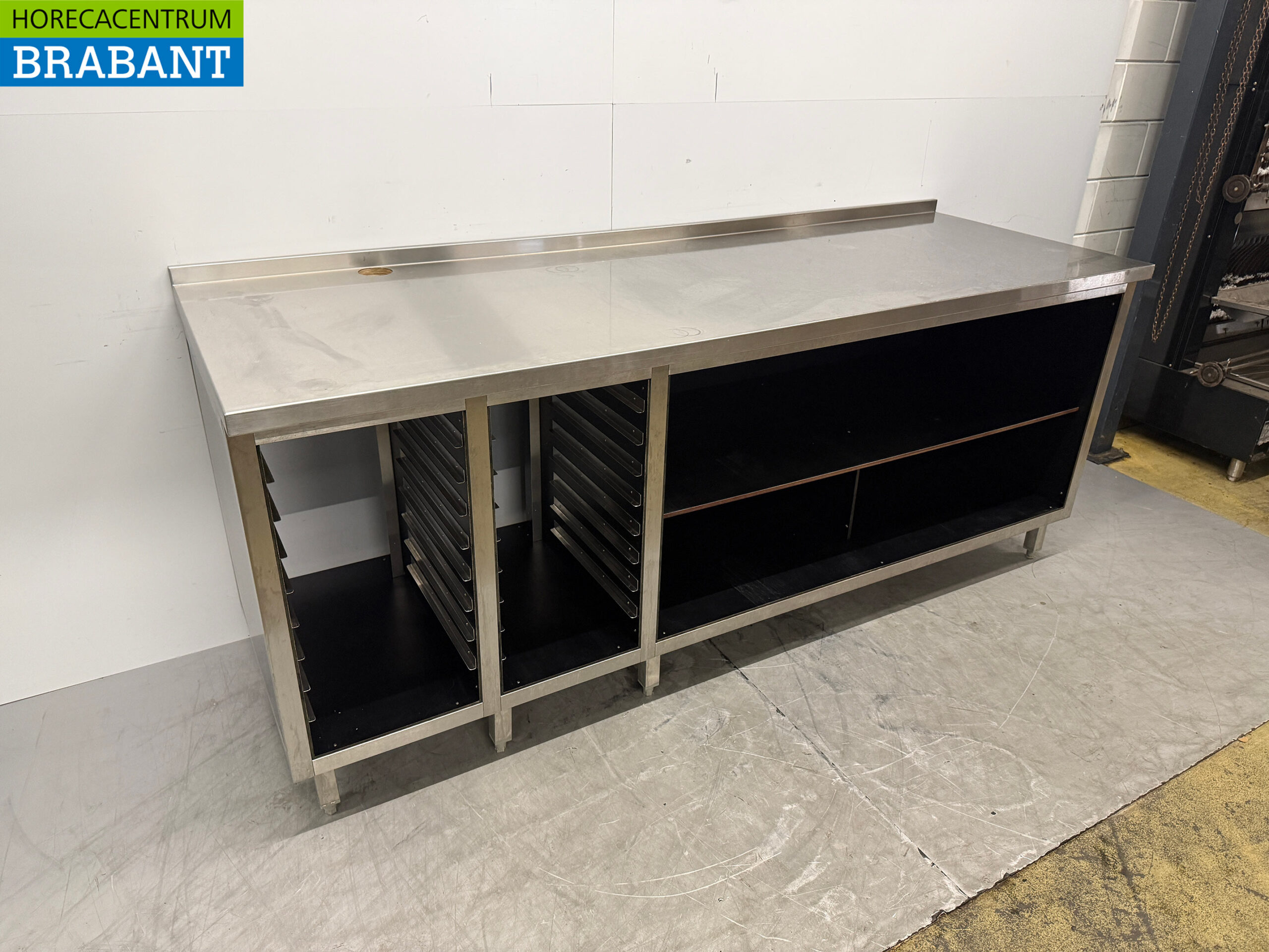 RVS Werktafel met regaal voor 1/1 GN 230 x 80 x 95,5 cm Horeca - Afbeelding 2