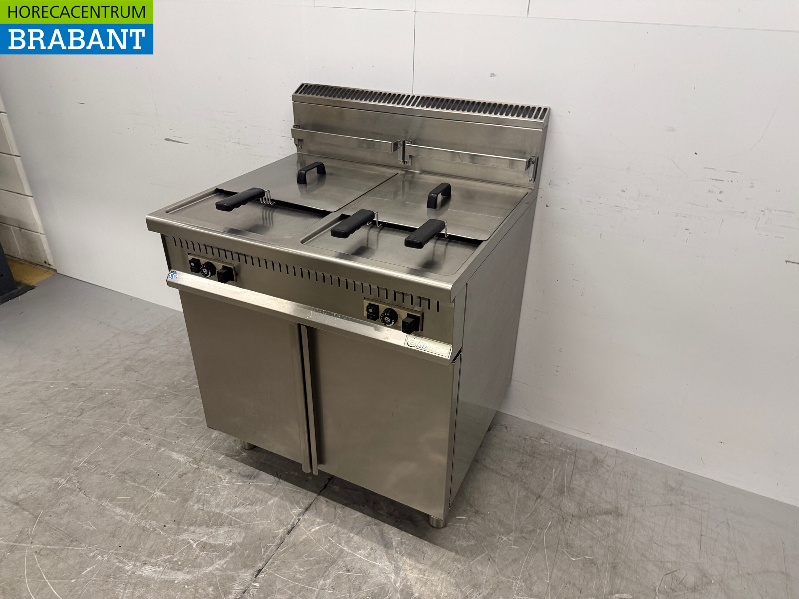 RVS Elite Dubbele Friteuse 2 x 15 liter GAS Horeca - Afbeelding 2