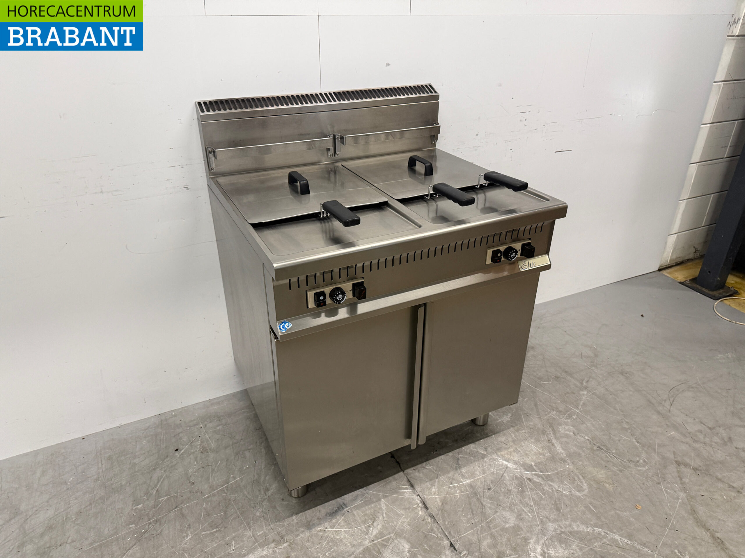 RVS Elite Dubbele Friteuse 2 x 15 liter GAS Horeca - Afbeelding 3