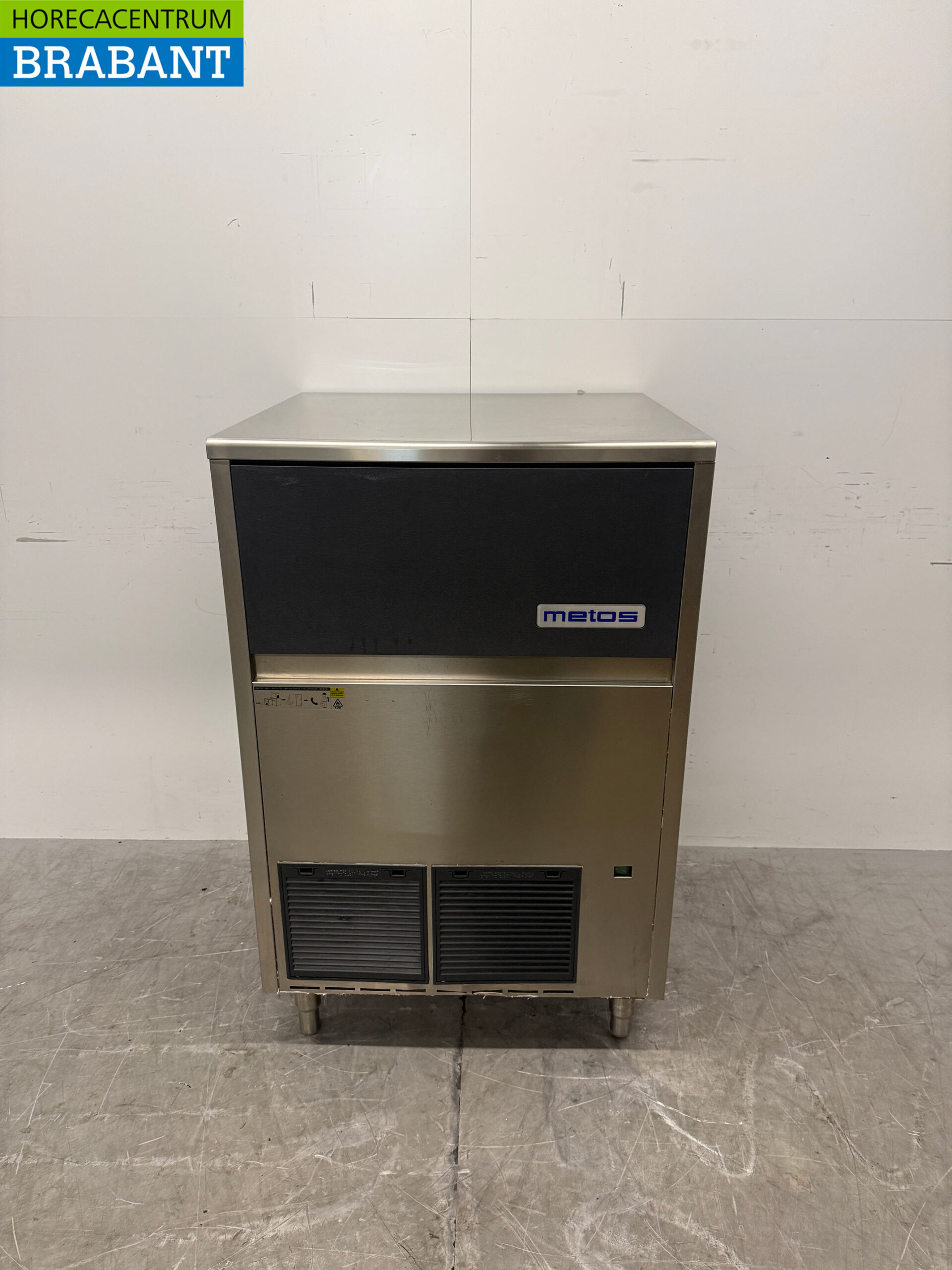 RVS Brema Schilferijsmachine 155 kilo per dag 230V Horeca