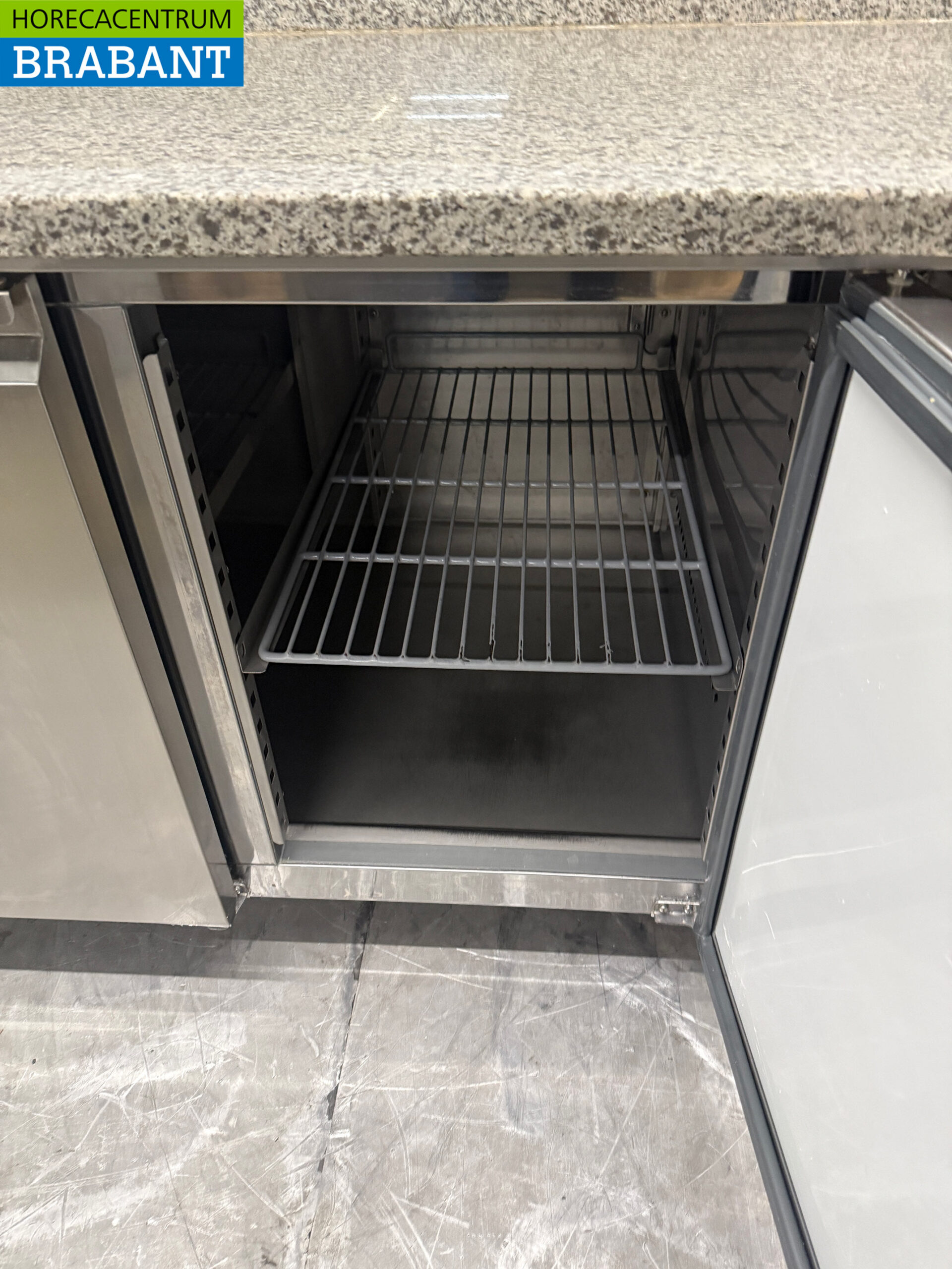 RVS Pelican Pizzawerkbank Koelwerkbank 3 Deuren 201,5 cm 230V Horeca - Afbeelding 6