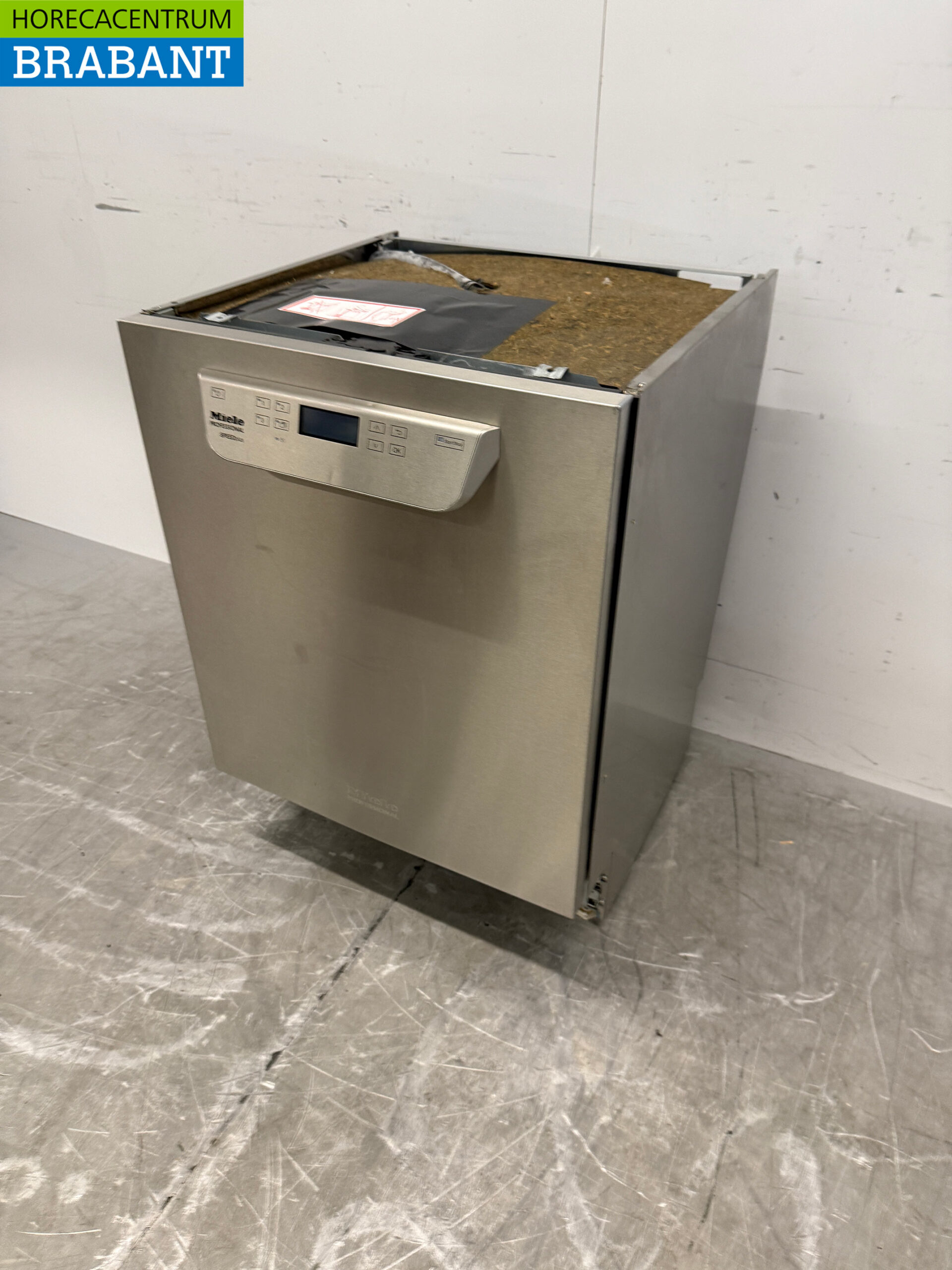 RVS Miele Inbouwvaatwasser met afvoerpomp 400V Horeca - Afbeelding 2