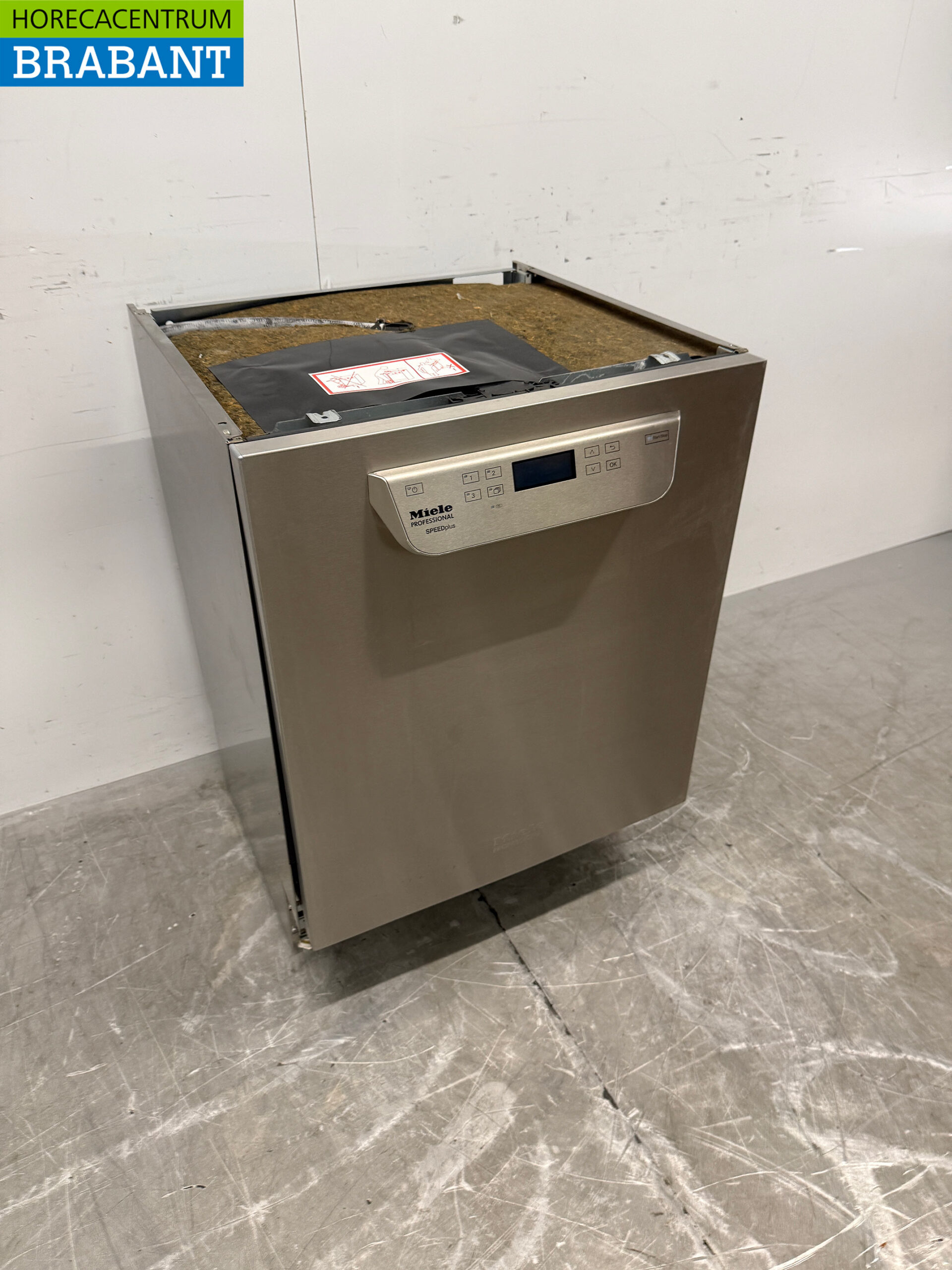 RVS Miele Inbouwvaatwasser met afvoerpomp 400V Horeca - Afbeelding 3