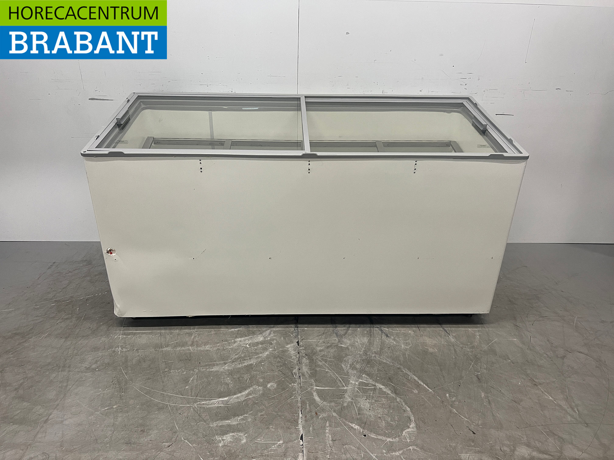 Verrijdbare Combisteel Cuba Schepijsvitrine 13 bakken 230V Horeca