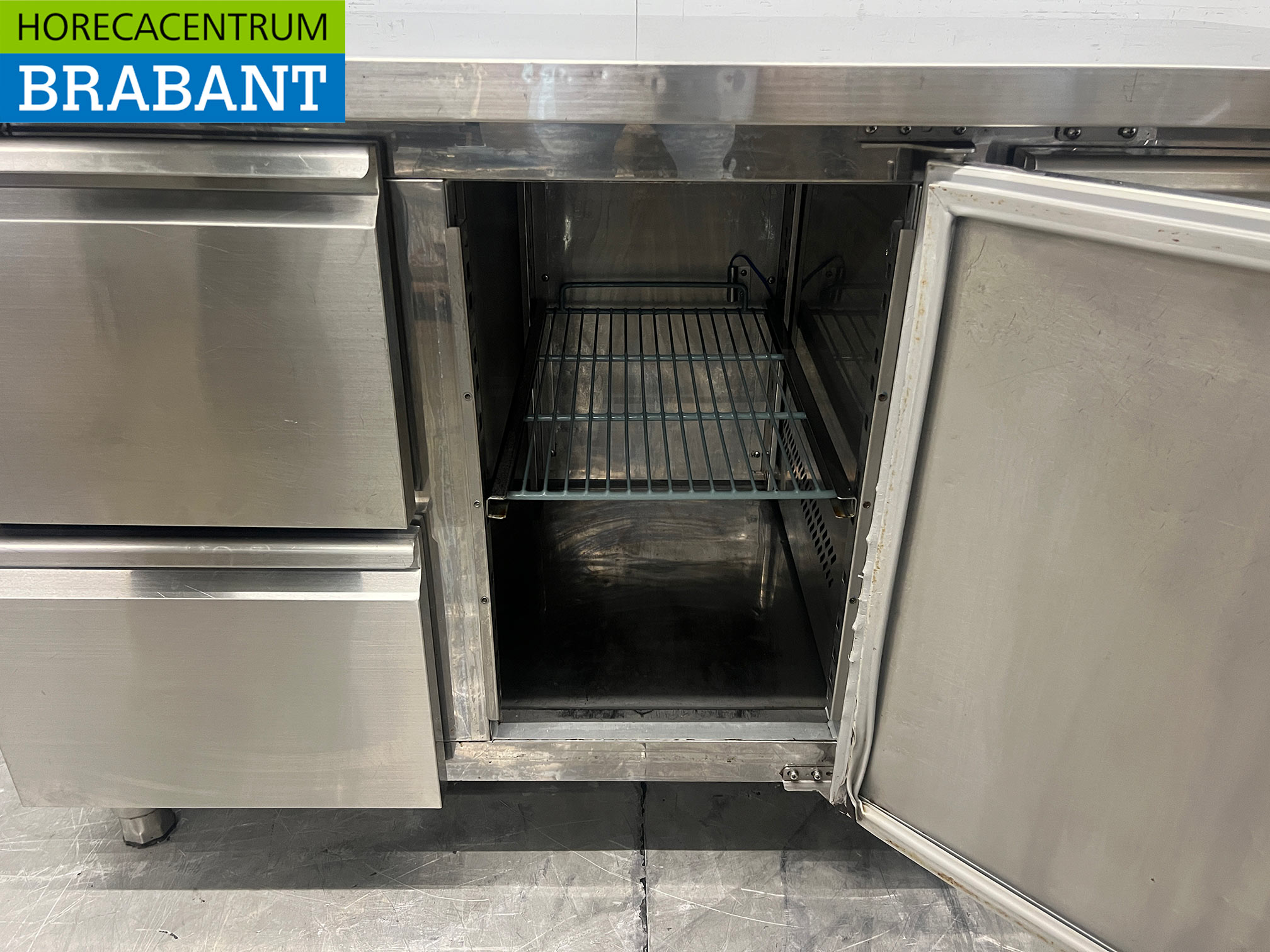 RVS Ecofrost Koelwerkbank 2 Laden en 2 Deuren 136 cm 230V Horeca - Afbeelding 5