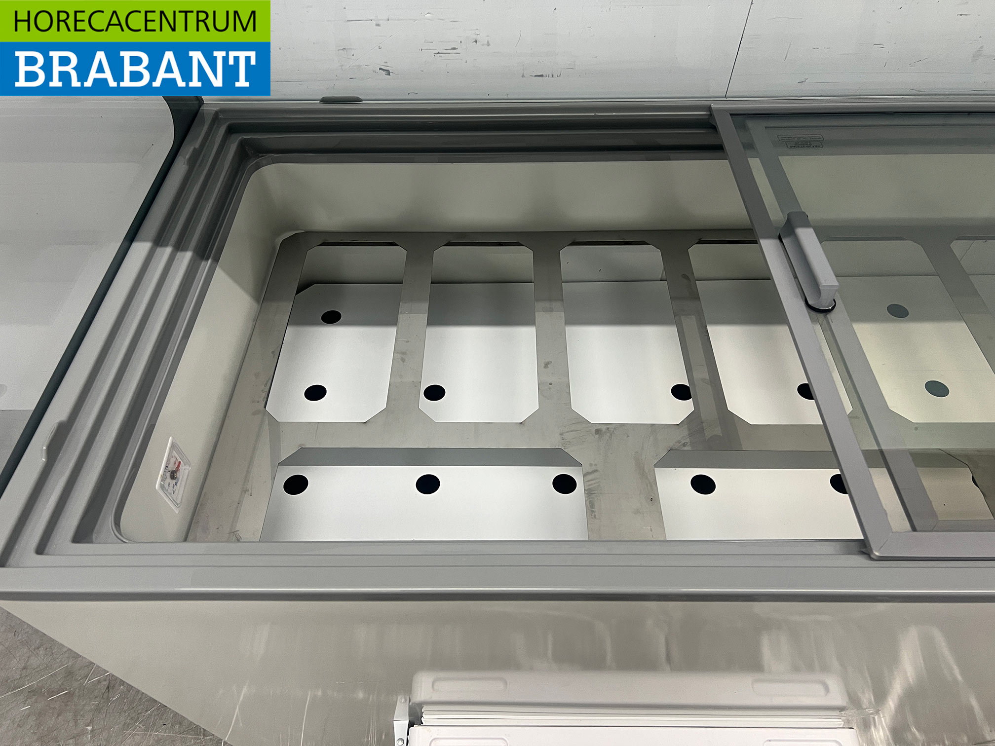 Verrijdbare Combisteel Curacao Schepijsvitrine 10 bakken 230V Horeca - Afbeelding 5