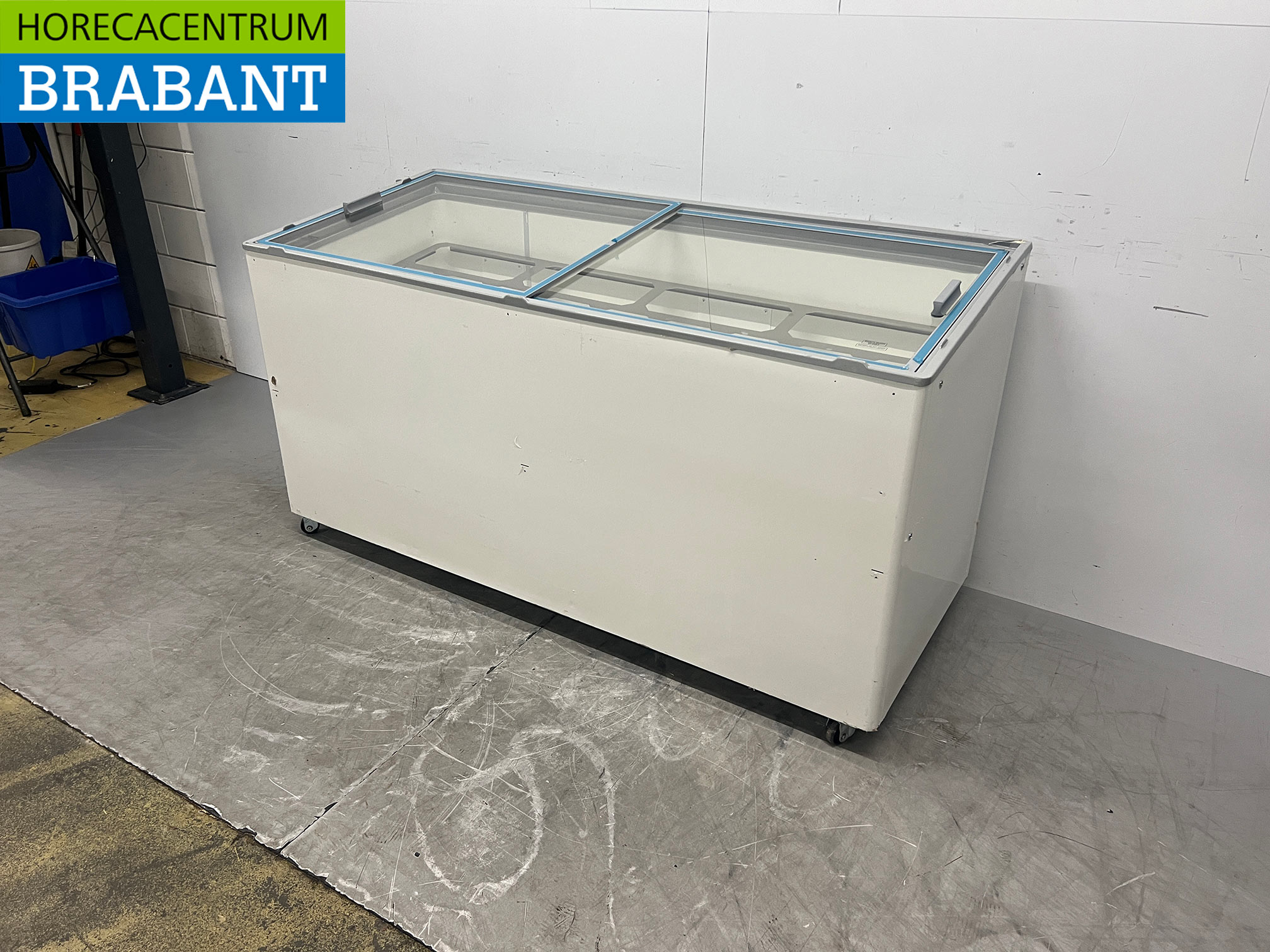 Verrijdbare Combisteel Cuba Schepijsvitrine 13 bakken 230V Horeca - Afbeelding 2