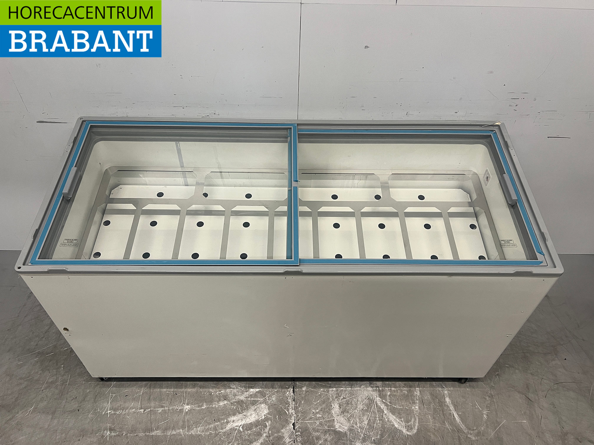 Verrijdbare Combisteel Cuba Schepijsvitrine 13 bakken 230V Horeca - Afbeelding 5