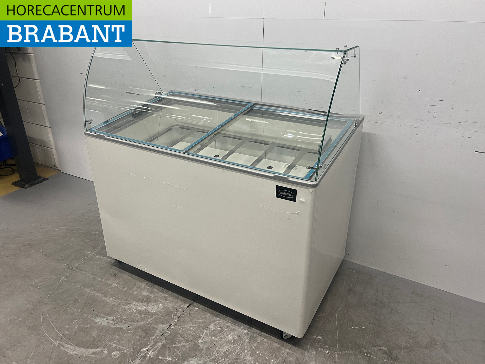Verrijdbare Combisteel Java Schepijsvitrine 8 bakken 230V Horeca - Afbeelding 2
