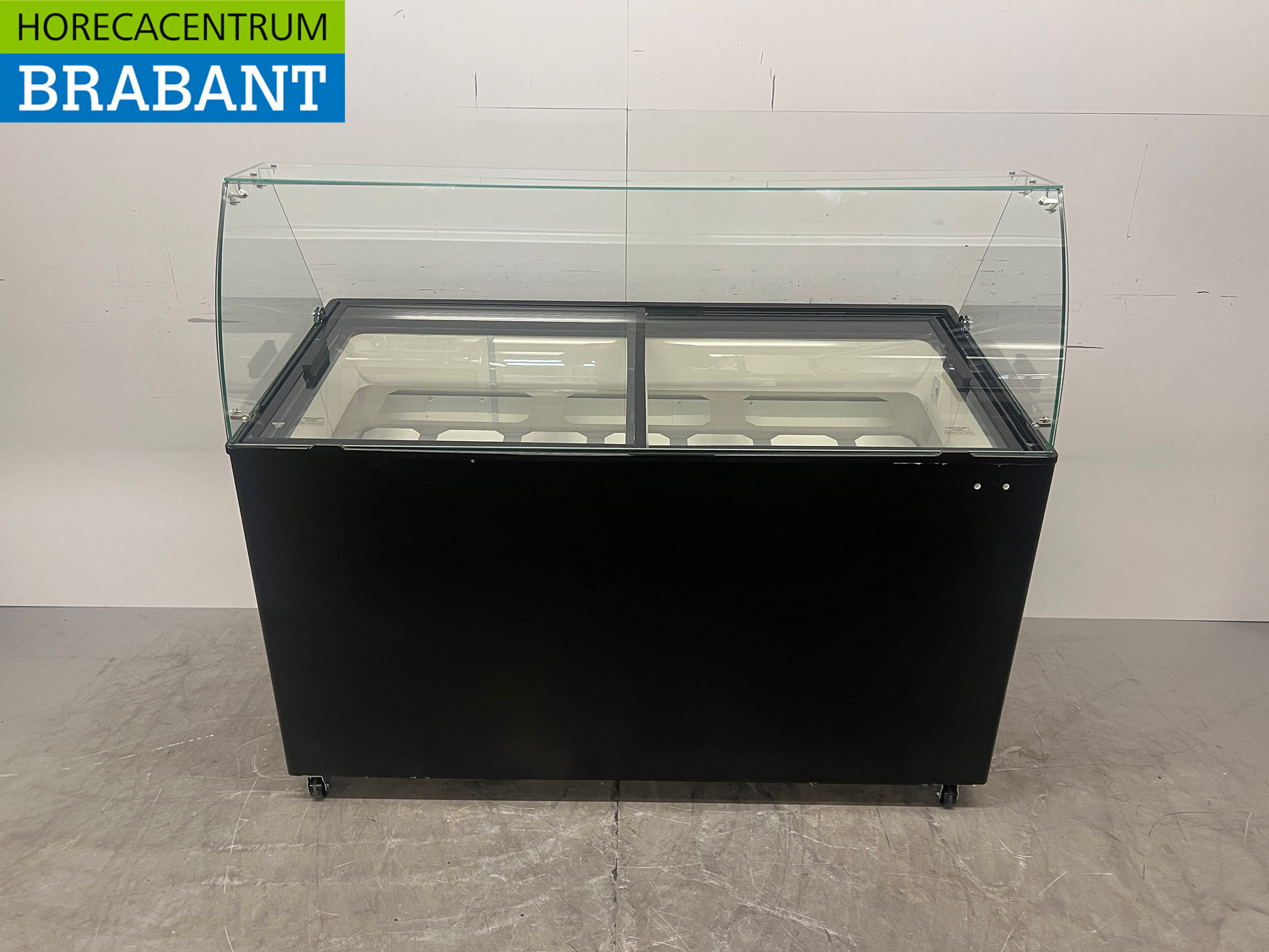 Verrijdbare Combisteel Tenerife Schepijsvitrine 10 bakken 230V Horeca