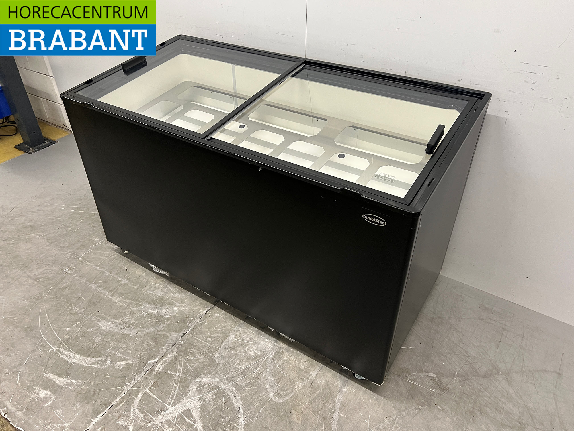 Verrijdbare Combisteel Tenerife Schepijsvitrine 10 bakken 230V Horeca - Afbeelding 2