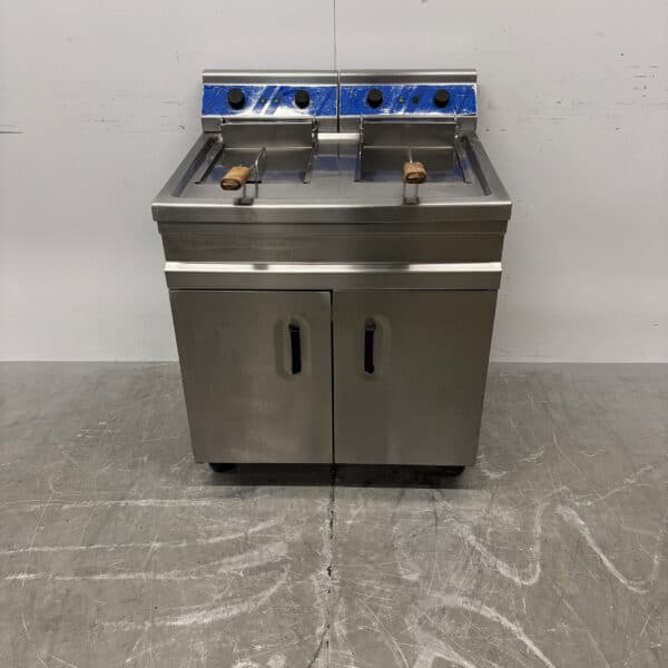 RVS Dubbele Frituur Friteuse 2 x 14  liter 2 x 400V Horeca