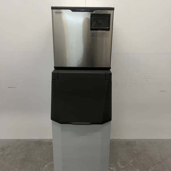 RVS Combisteel Ijsblokjesmachine 160 kilo per dag en 125 kilo bunker 230V Horeca