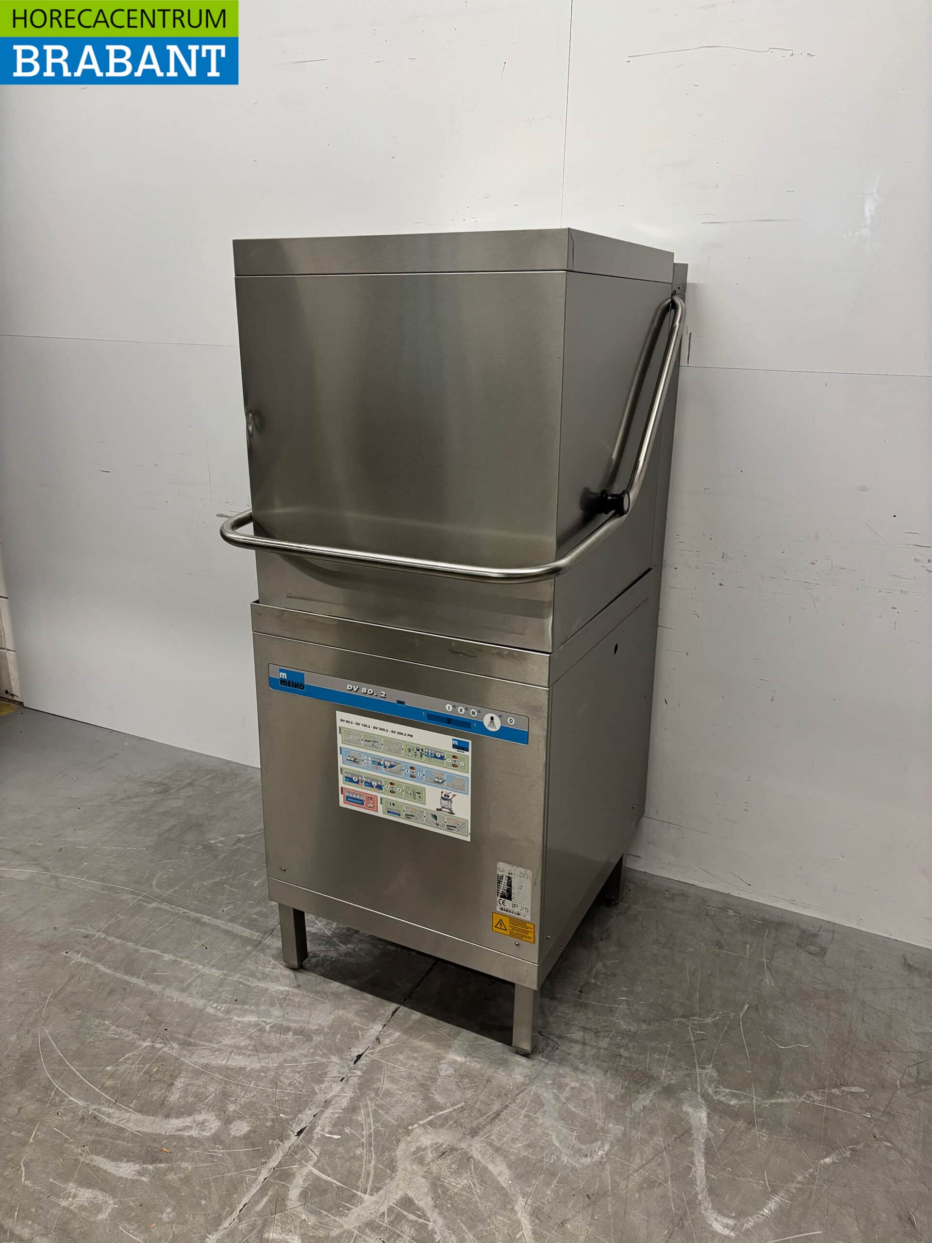 RVS Meiko Doorschuifvaatwasser met afvoerpomp 400V Horeca - Afbeelding 2