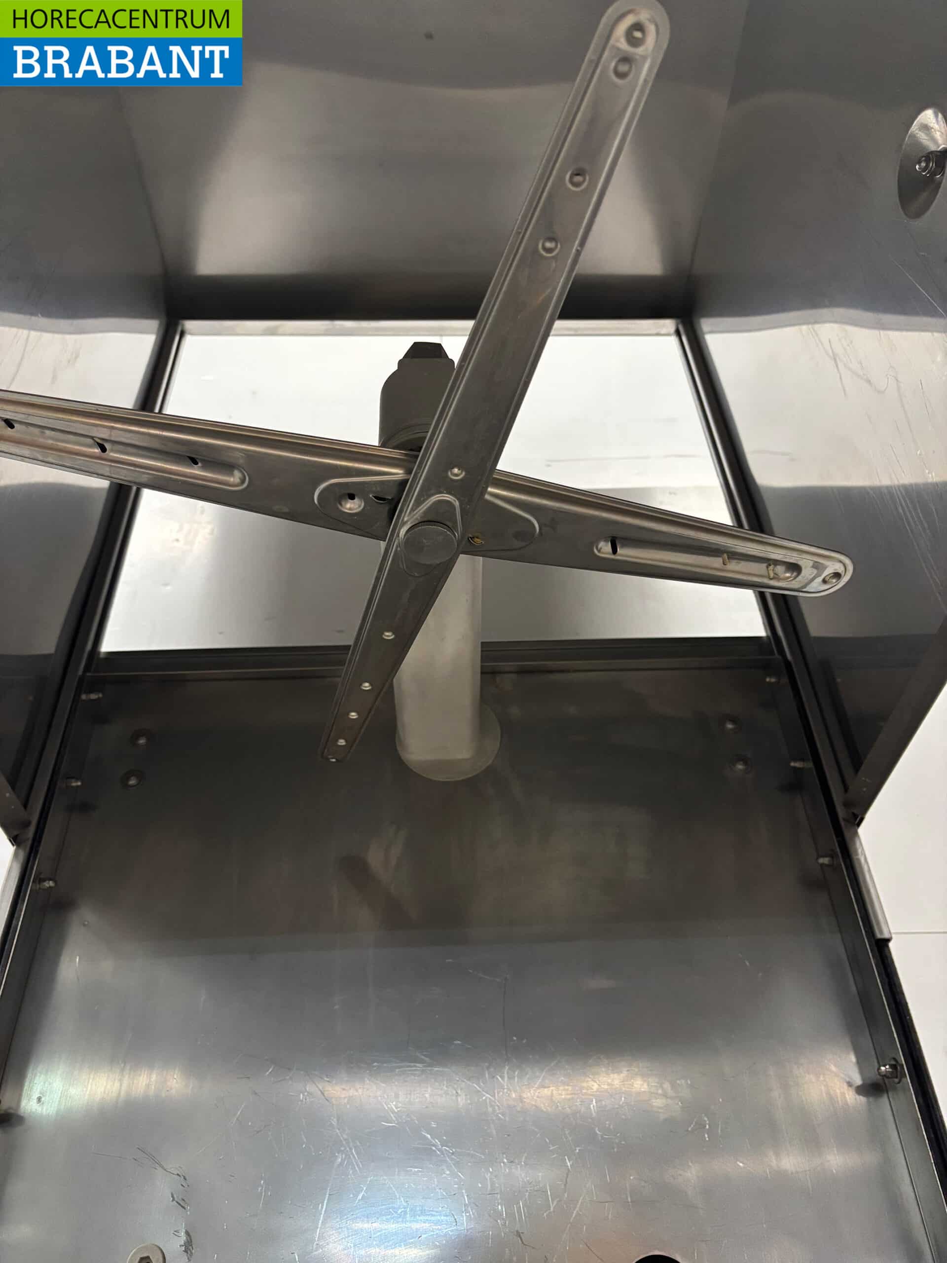 RVS Meiko Doorschuifvaatwasser met afvoerpomp 400V Horeca - Afbeelding 4