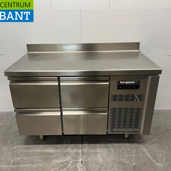 RVS Coreco Premium vrieswerkbank 4 laden 1/1 gastronorm 134,5 cm Horeca
