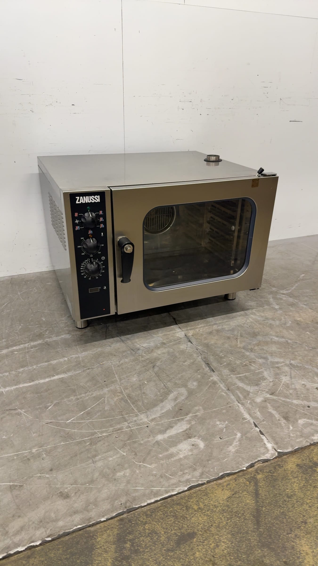 RVS Zanussi Heteluchtoven met vochtinjectie 6 x 1/1 GN 400V Horeca