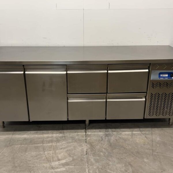 RVS Diamond DT224 Koelwerkbank 0.351 kW 230V 219 x 70 x 86 cm Horeca
