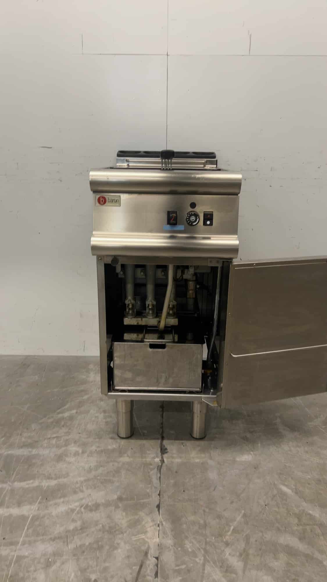 RVS Baron 7FRI/G415 Frituur 15 liter 13kW GAS 40 x 70 x 96 cm Horeca